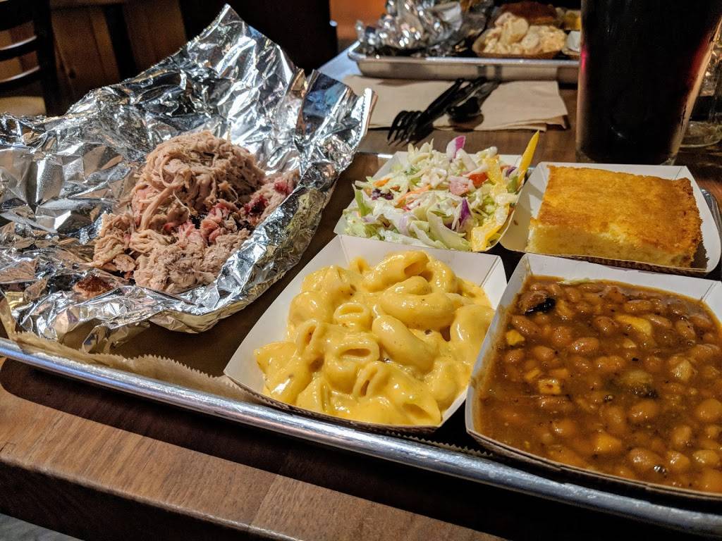 Sweet Fire Donnas | restaurant | 510 John Carlyle St, Alexandria, VA 22314, USA | 5713127960 OR +1 571-312-7960