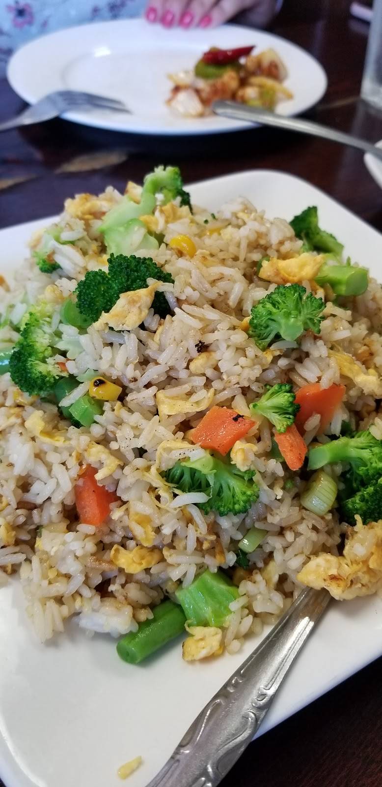 Sea Dragon | restaurant | 101 Vermont Ave, Los Angeles, CA 90004, USA | 2133829993 OR +1 213-382-9993