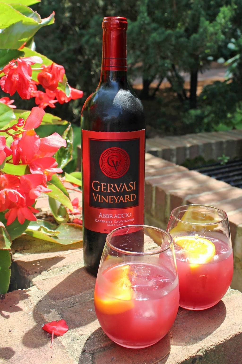 The Piazza at Gervasi Vineyard | restaurant | 1700 55th St NE, Canton, OH 44721, USA | 3304971000 OR +1 330-497-1000