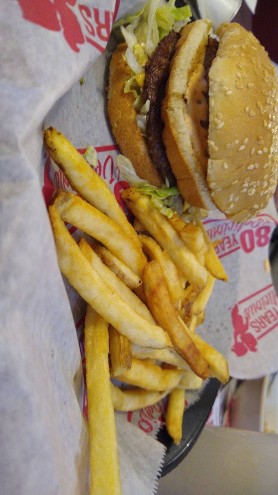 Clare Big Boy | restaurant | 10240 S Clare Ave, Clare, MI 48617, USA | 9893864525 OR +1 989-386-4525