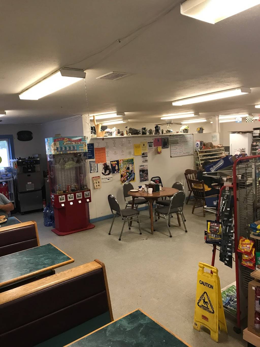 Fisherman’s Cove | restaurant | 6641 NY-58, Gouverneur, NY 13642, USA | 3155782735 OR +1 315-578-2735