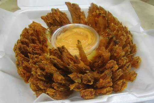 Alfredos Place | restaurant | 931 Fennell Ave E, Hamilton, ON L8V 1W9, Canada | 9053833555 OR +1 905-383-3555