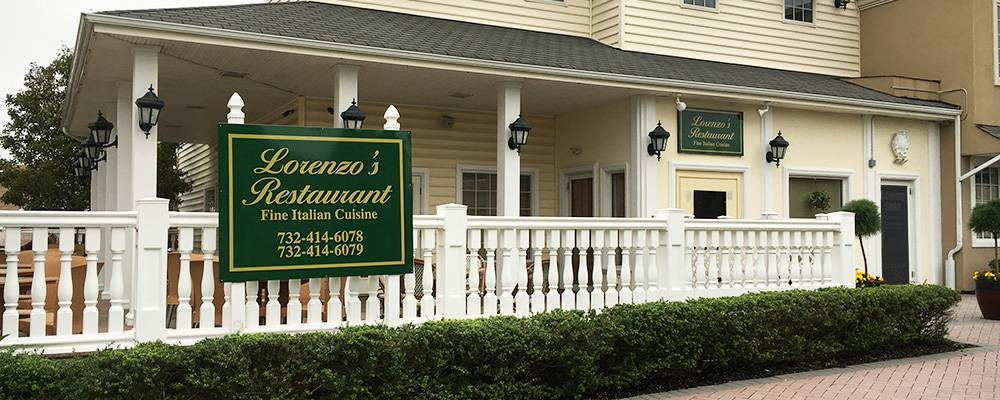 lorenzos | restaurant | 350 Mounts Corner Dr, Freehold, NJ 07728, USA | 7324146078 OR +1 732-414-6078