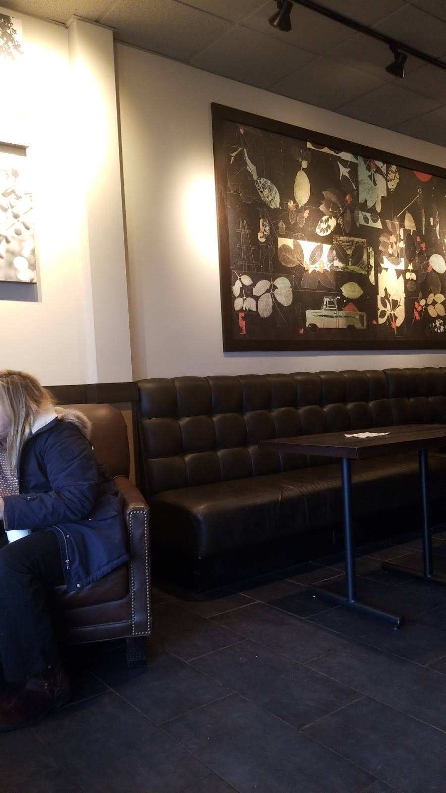 Starbucks | cafe | 475 N Broadway, Jericho, NY 11753, USA | 5164334611 OR +1 516-433-4611