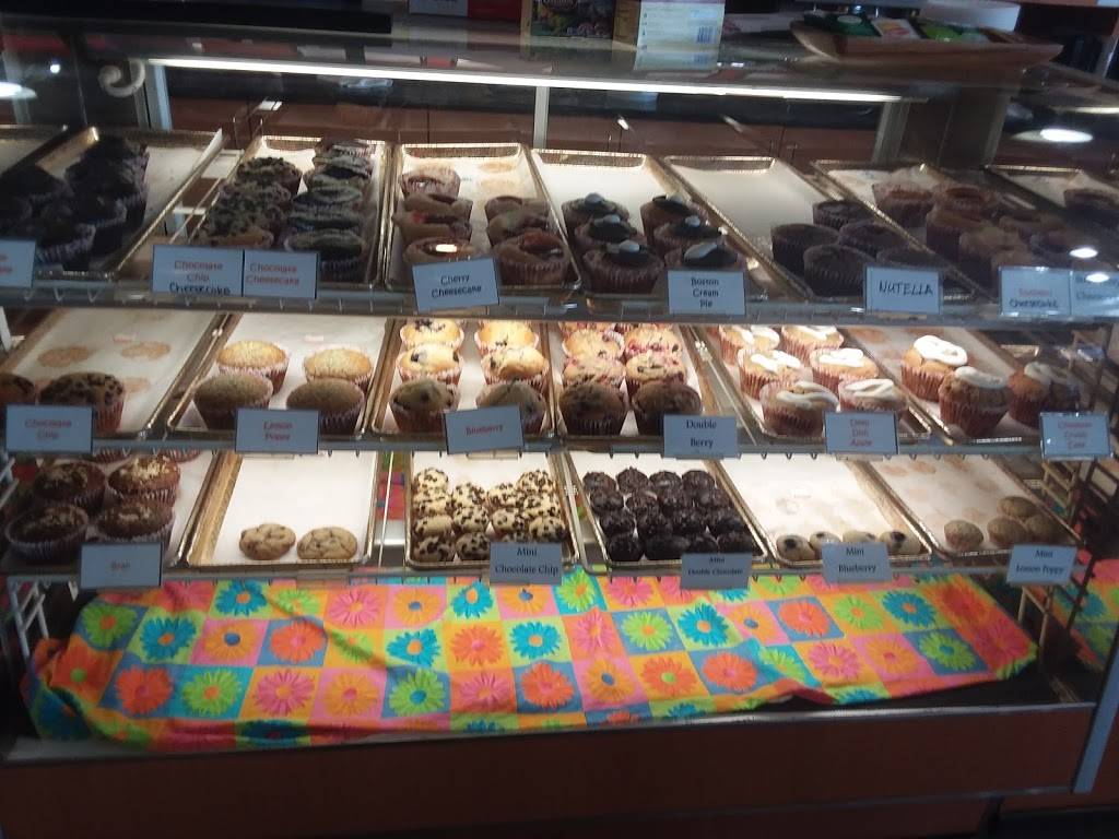 Big Apple Bagels | bakery | 1123 US-31, Petoskey, MI 49770, USA | 2313481110 OR +1 231-348-1110