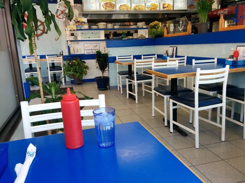 Captain Georges Fish & Chips | restaurant | 23 Mill St S, Port Hope, ON L1A 2S6, Canada | 9058855444 OR +1 905-885-5444