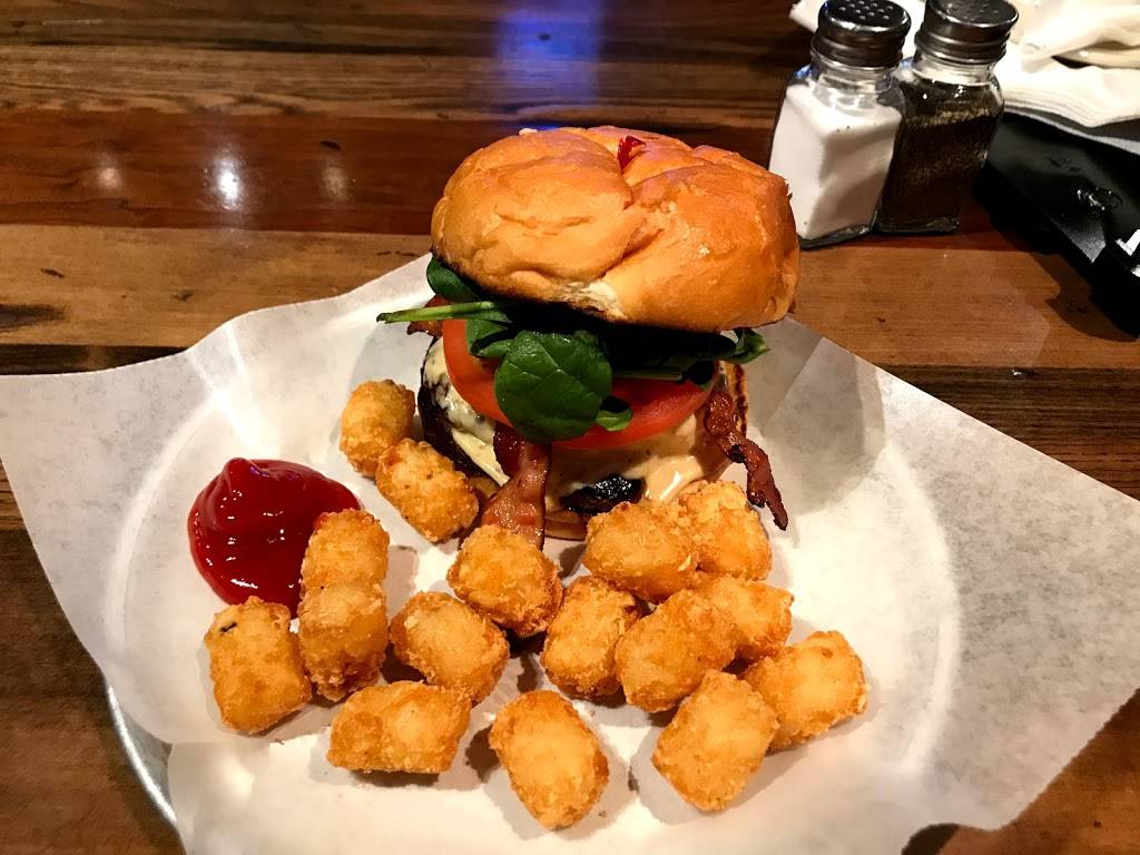 Tipsyz Tavern & Grill | restaurant | 805 Westchester Dr, High Point, NC 27262, USA | 3368870230 OR +1 336-887-0230