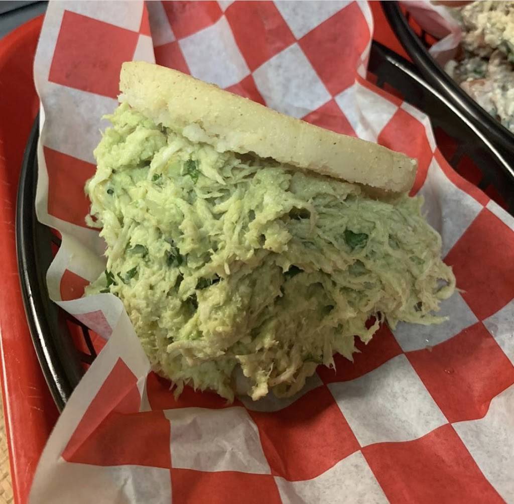 Pa’ q Katty | restaurant | 913 Lake Ave, Lake Worth, FL 33460, USA | 5612682703 OR +1 561-268-2703