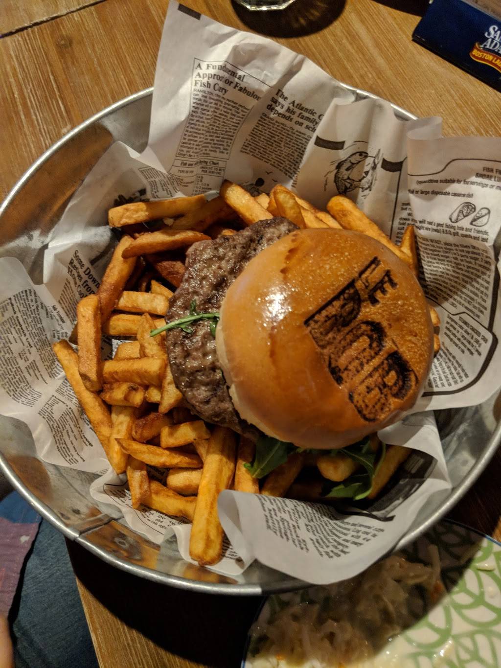 Le Bob | restaurant | 4855 Boulevard des Forges, Trois-Rivières, QC G8Y 4Z3, Canada | 8198405202 OR +1 819-840-5202