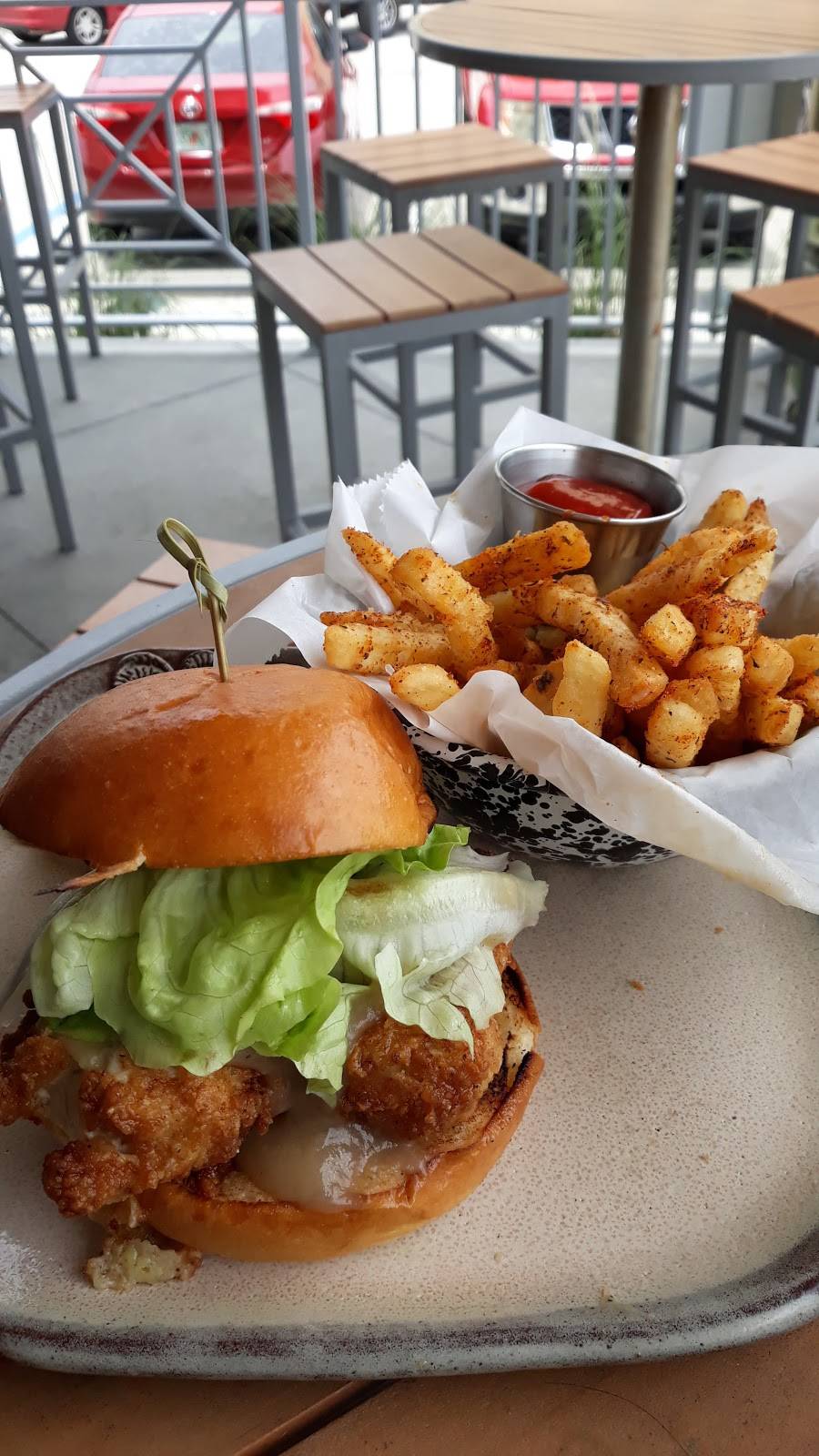 Southern Kitchen and Bar | restaurant | 831 1st St N, Jacksonville Beach, FL 32250, USA | 9043720444 OR +1 904-372-0444