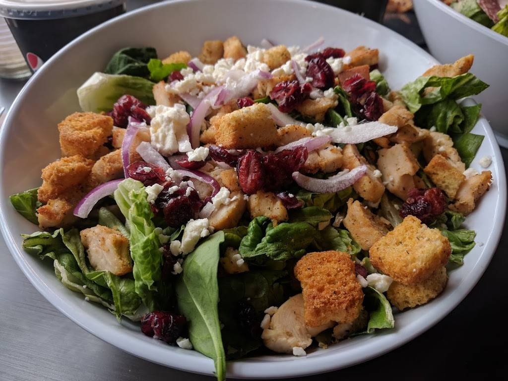 Pizza Hut | meal takeaway | 1608 S Locust St, Grand Island, NE 68801, USA | 3083981219 OR +1 308-398-1219