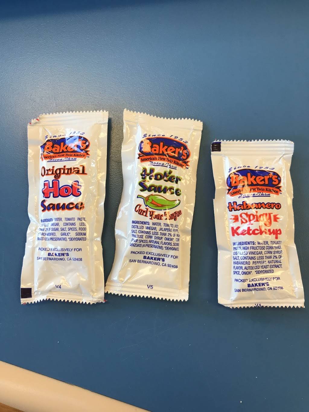 Bakers Drive-Thru | restaurant | 188 E Foothill Blvd, Upland, CA 91786, USA | 9098845233 OR +1 909-884-5233