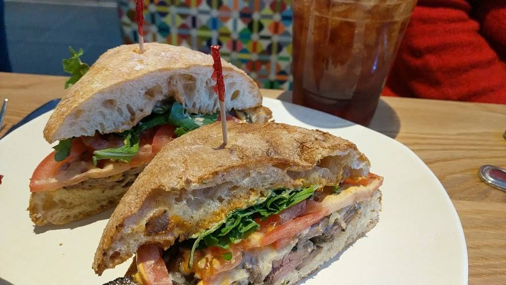 Modern Market Eatery | restaurant | 401 Congress Ave Suite 100A, Austin, TX 78701, USA | 7372040339 OR +1 737-204-0339