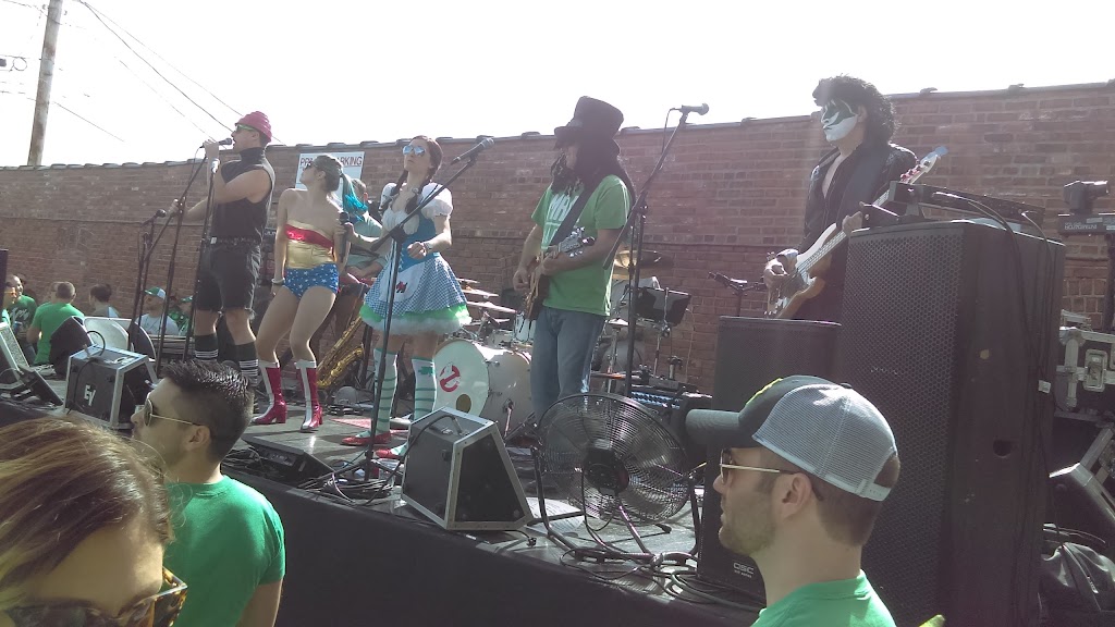 Bistro 303 | restaurant | 303 Westport Rd, Kansas City, MO 64111, USA | 8167532303 OR +1 816-753-2303