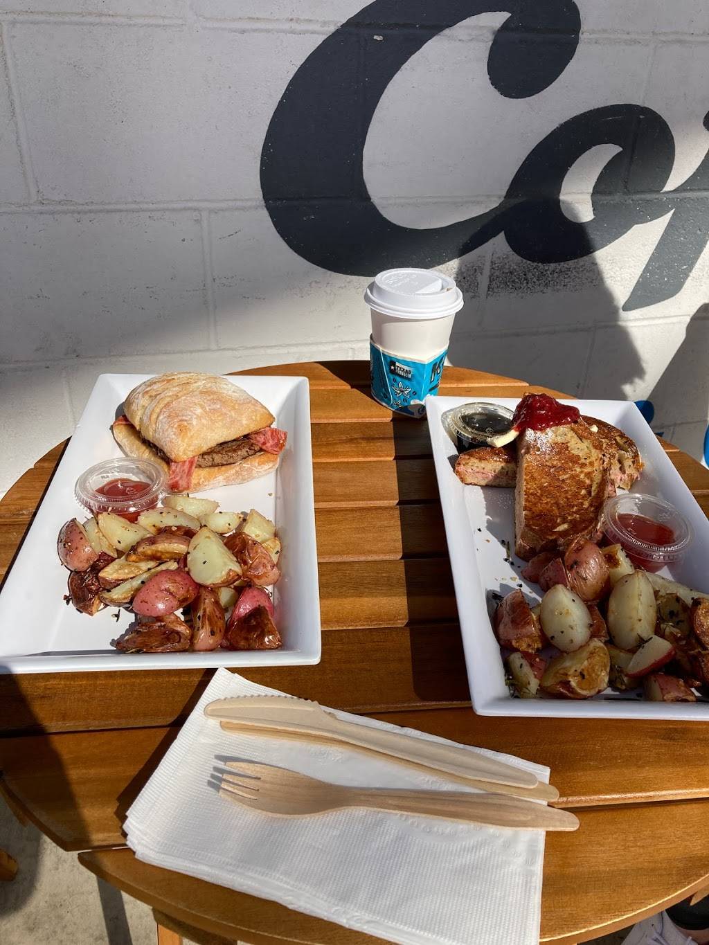 Brunch Bird | restaurant | 2209 S Congress Ave, Austin, TX 78704, USA | 5124624955 OR +1 512-462-4955