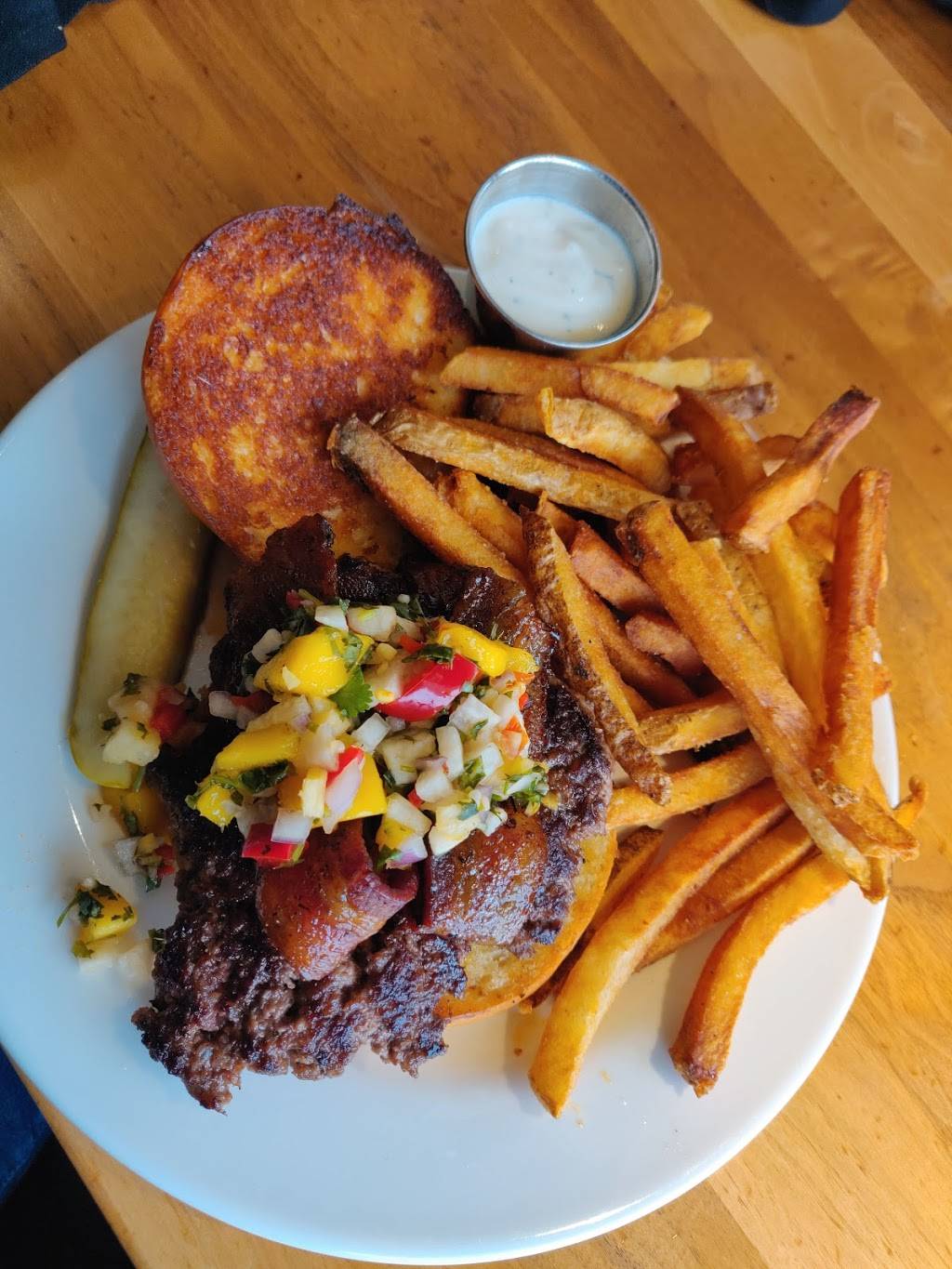 Hy-Vee Market Grille | restaurant | 6301 University Ave, Cedar Falls, IA 50613, USA | 3192666678 OR +1 319-266-6678