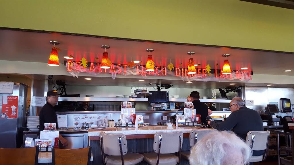 Dennys | restaurant | 14550 Baldwin Park Towne Center, Baldwin Park, CA 91706, USA | 6263380217 OR +1 626-338-0217