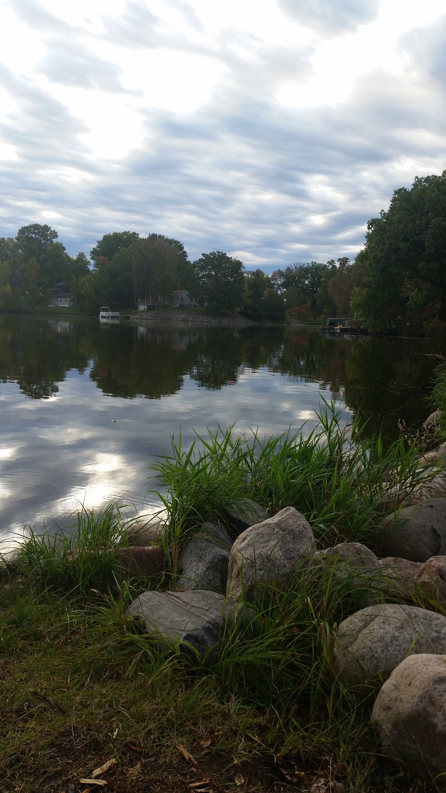 The Crow’s Nest Resort | restaurant | 2743 MN-65, Mora, MN 55051, USA | 3206791977 OR +1 320-679-1977