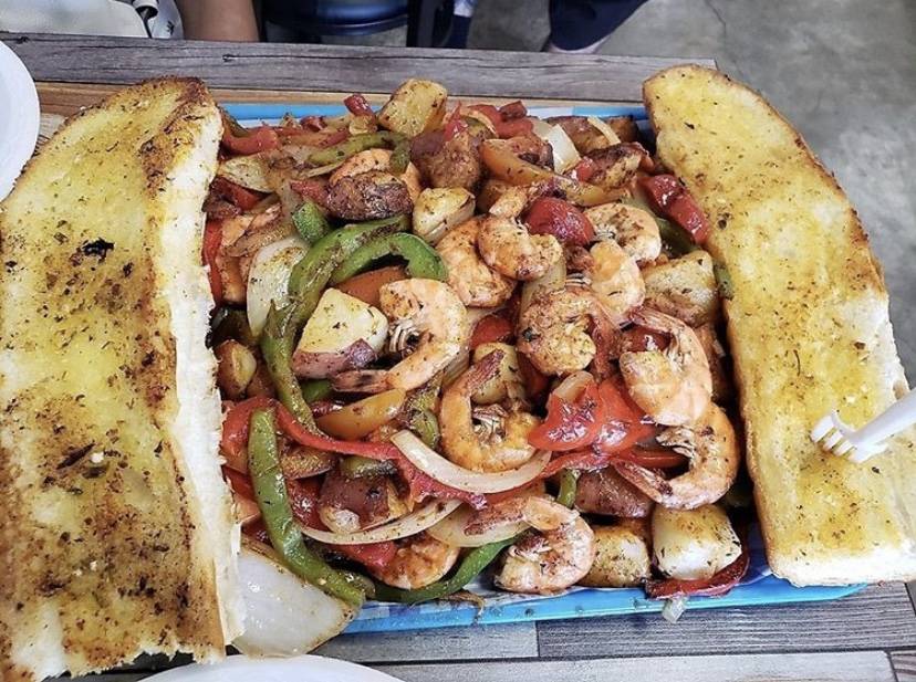 Delfin Seafood Market & Restaurant | restaurant | 8526 Rosecrans Ave, Paramount, CA 90723, USA | 5626301928 OR +1 562-630-1928