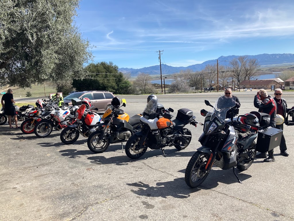 Lake Henshaw Cafe | restaurant | 26439 CA-76, Santa Ysabel, CA 92070, USA | 7607829180 OR +1 760-782-9180