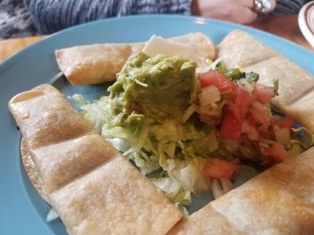 Las Brasas Mexican Restaurante | restaurant | 215 Ripon Rd, Berlin, WI 54923, USA | 9203610821 OR +1 920-361-0821