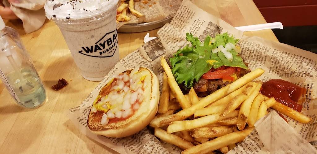 Wayback Burgers | restaurant | 5672 Fishhawk Crossing Blvd, Lithia, FL 33547, USA | 8136812874 OR +1 813-681-2874