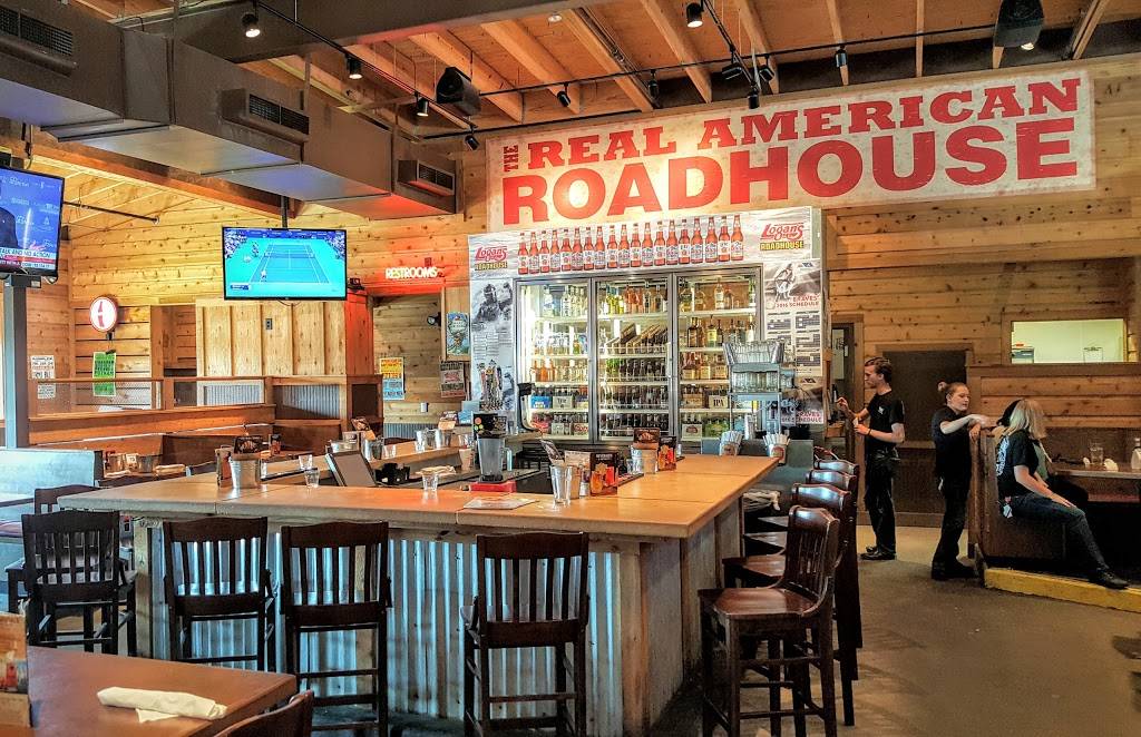 Logans Roadhouse | restaurant | 220 Pooler Pkwy, Pooler, GA 31322, USA | 9123308055 OR +1 912-330-8055