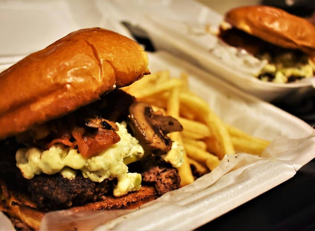 Burger Culture | restaurant | 6920 N Dale Mabry Hwy, Tampa, FL 33614, USA | 8139927444 OR +1 813-992-7444