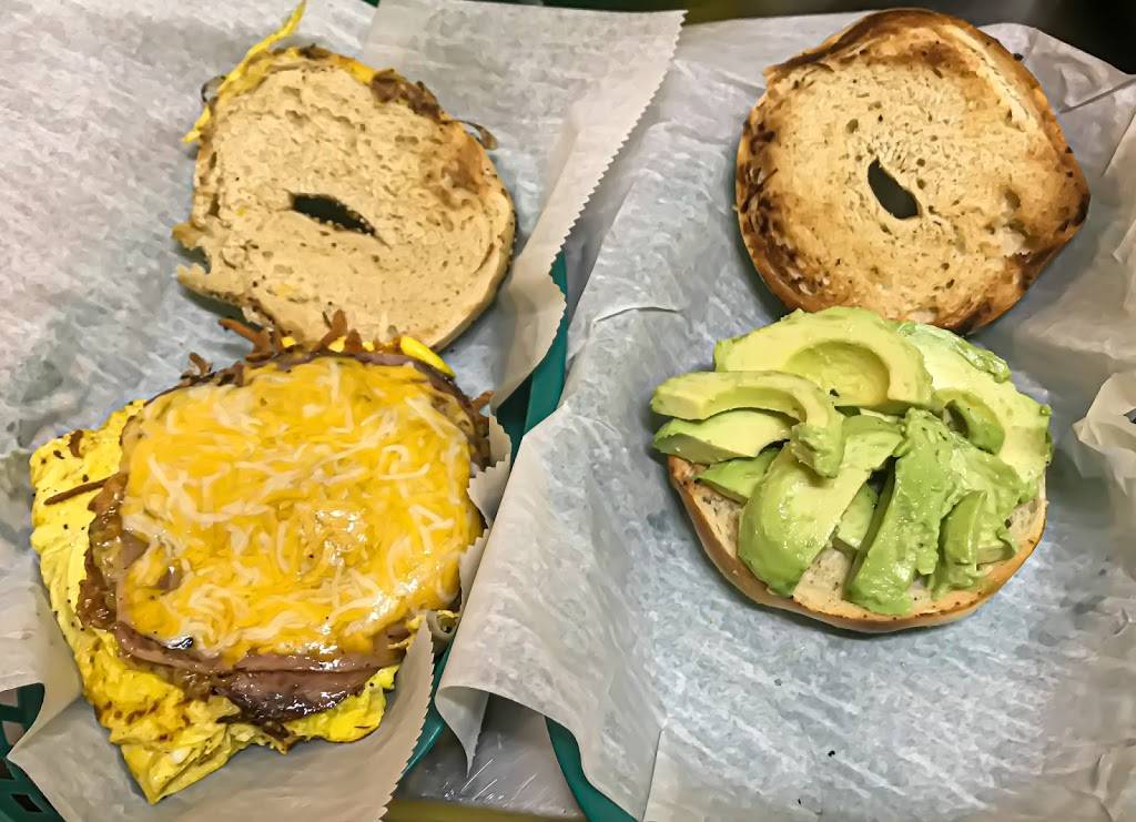 Papa Pineapples Restaurant Ocala | restaurant | 3233 SE Maricamp Rd #605, Ocala, FL 34471, USA | 3524215466 OR +1 352-421-5466