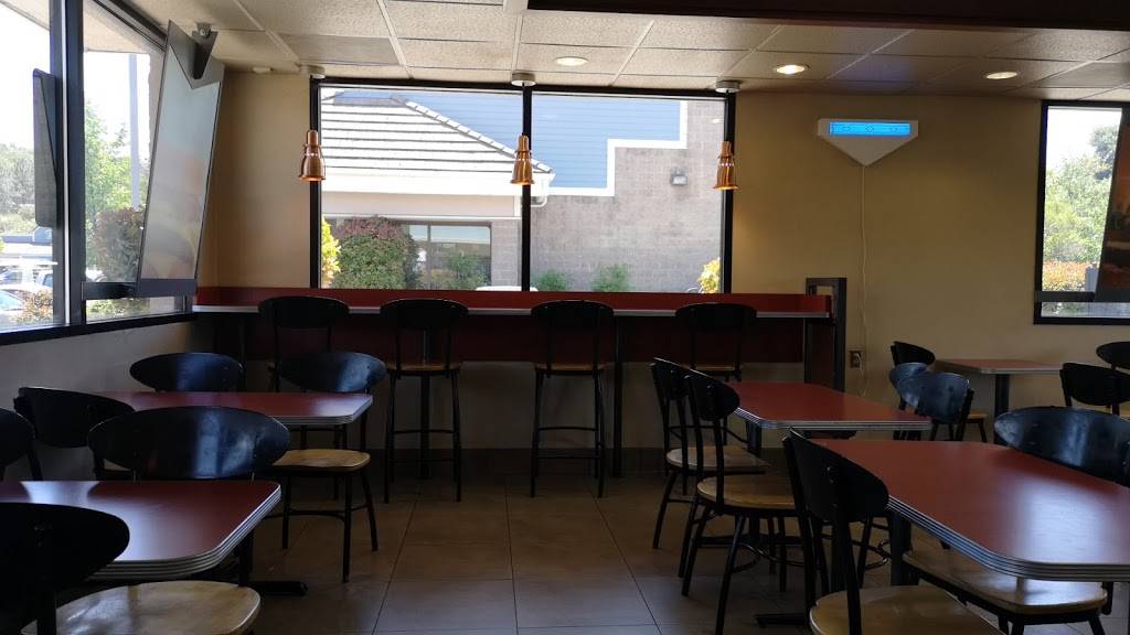 Jack in the Box | restaurant | 13751 Mono Way, Sonora, CA 95370, USA | 2095322900 OR +1 209-532-2900