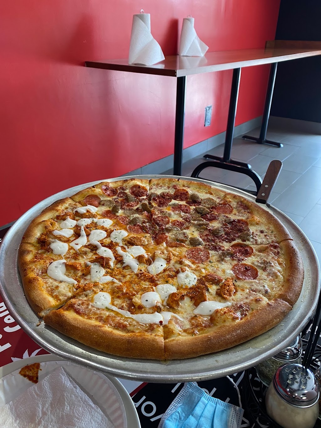 Palma Ceia Pizzeria & Wings | meal takeaway | 3838 W Neptune St D2, Tampa, FL 33629, USA | 8132530880 OR +1 813-253-0880
