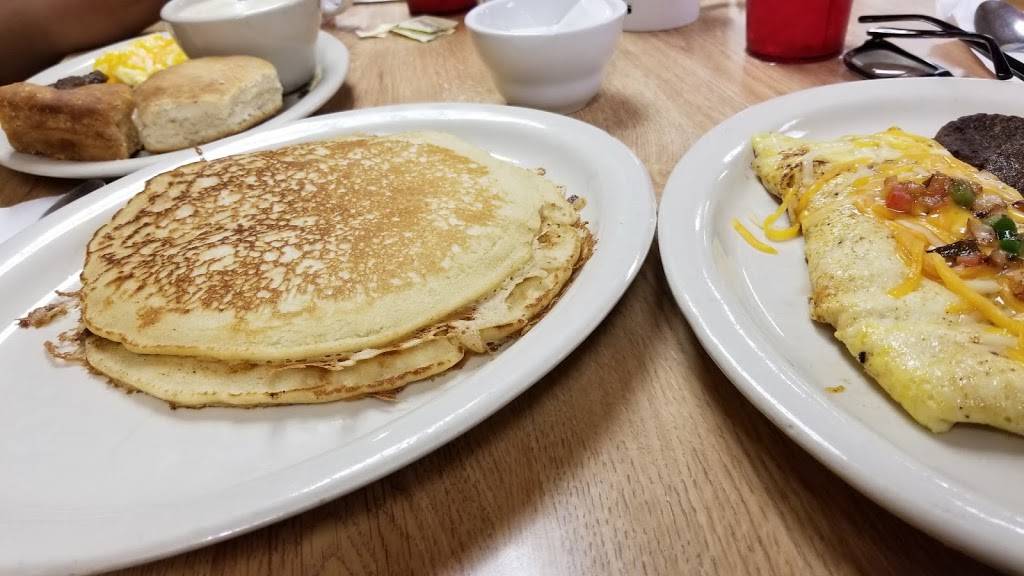 Sidekicks | restaurant | 903 N Texas St, Emory, TX 75440, USA | 9034733325 OR +1 903-473-3325