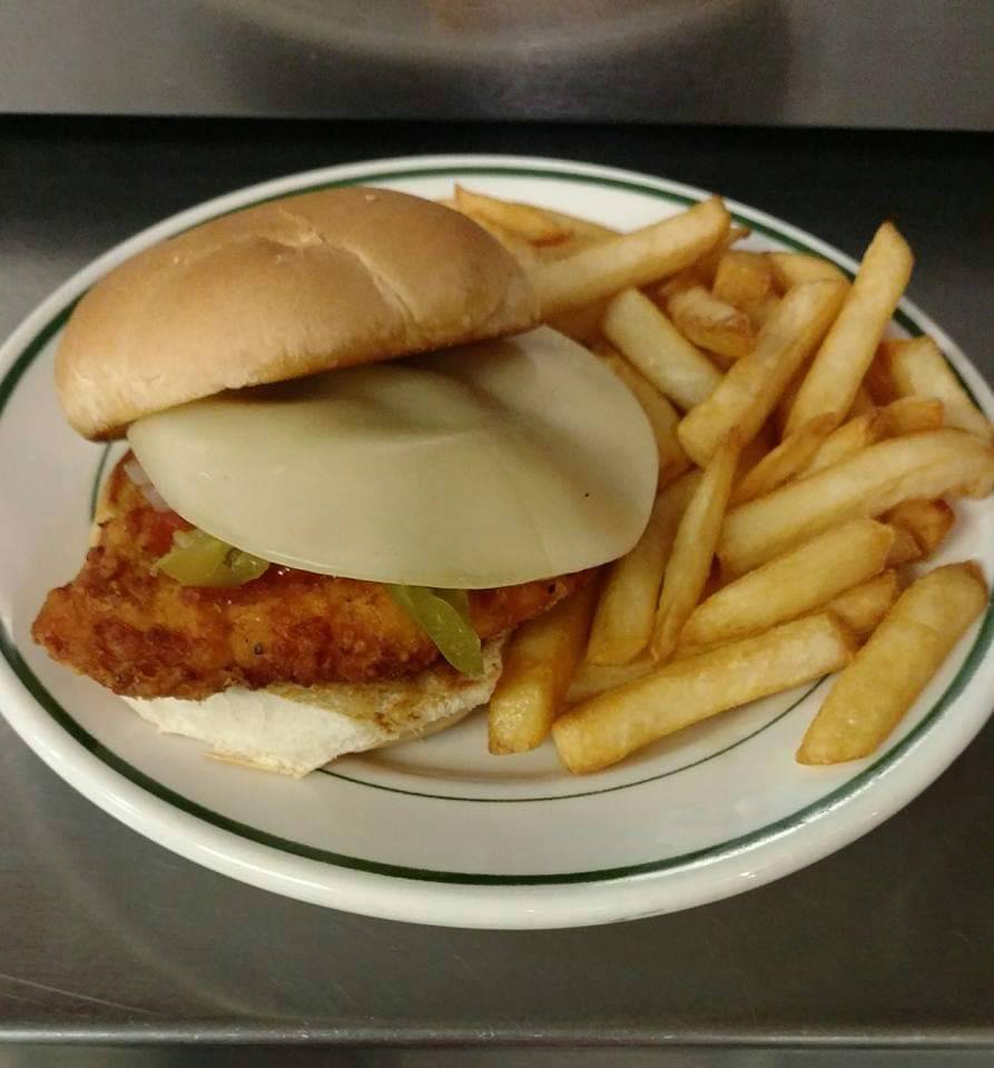 Missys Arcade Restaurant | restaurant | 116 Diamond St, Titusville, PA 16354, USA | 8148278110 OR +1 814-827-8110