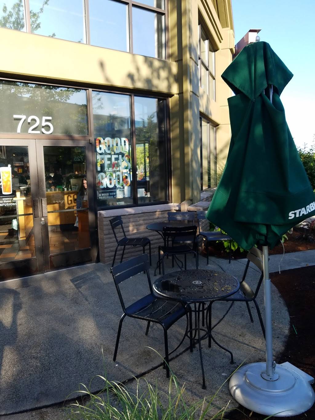 Starbucks | cafe | 725 NW Gilman Blvd, Issaquah, WA 98027, USA | 4253131689 OR +1 425-313-1689