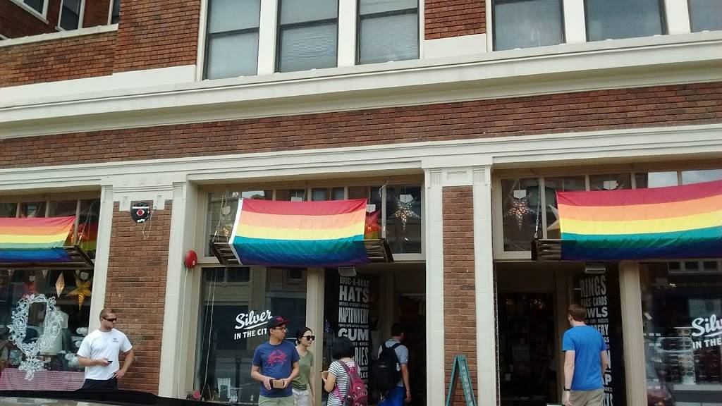 Bru Burger Bar - Indianapolis | restaurant | 410 Massachusetts Ave, Indianapolis, IN 46204, USA | 3176354278 OR +1 317-635-4278