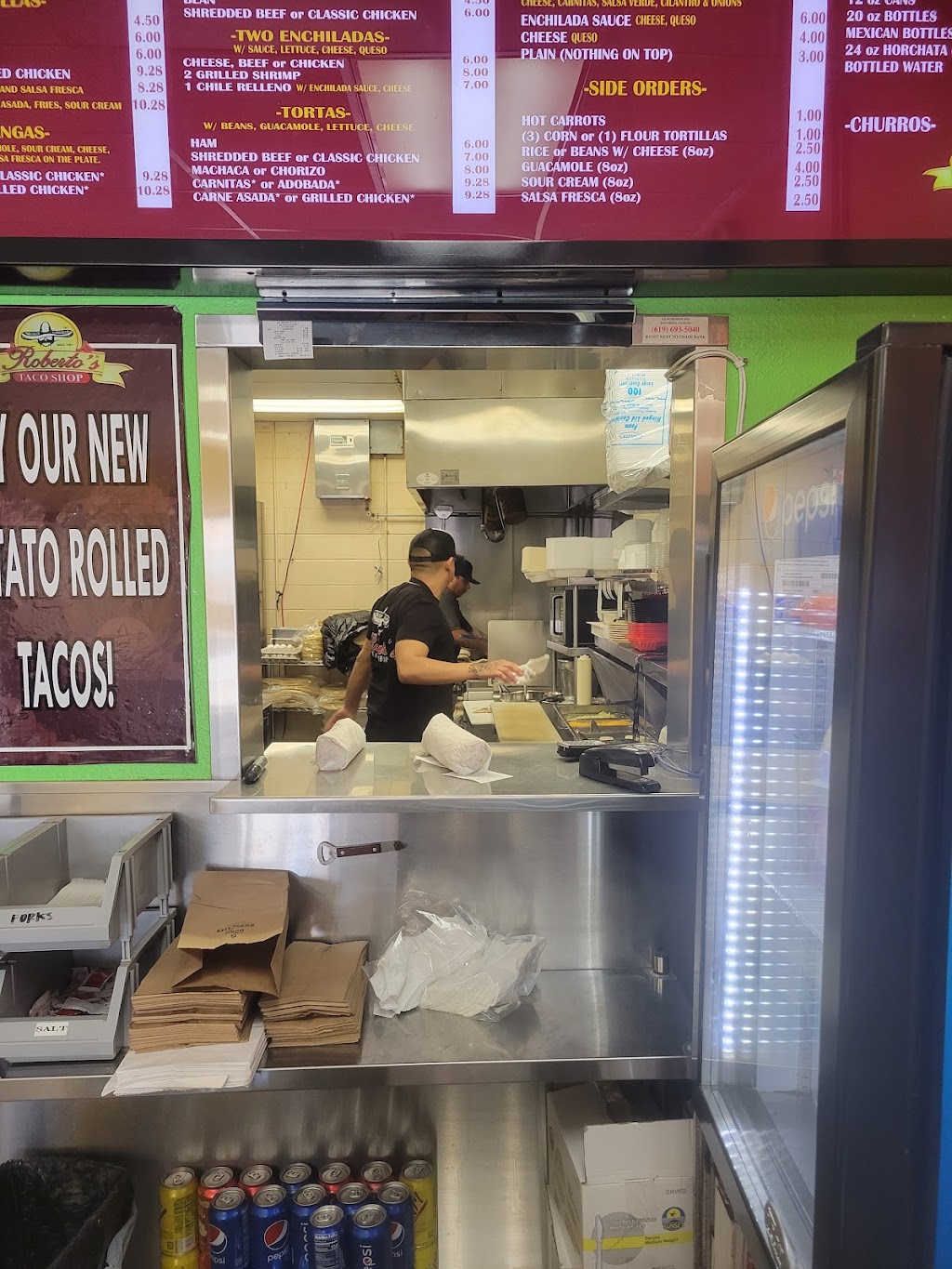 Robertos Taco Shop Hillcrest | restaurant | 420 Robinson Ave UNIT F, San Diego, CA 92103, USA | 6196935040 OR +1 619-693-5040