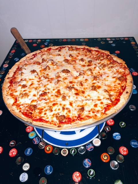 Crankys - Burgers, Birds, & Billiards | restaurant | 2155 N 13th St, Terre Haute, IN 47804, USA | 8122406107 OR +1 812-240-6107