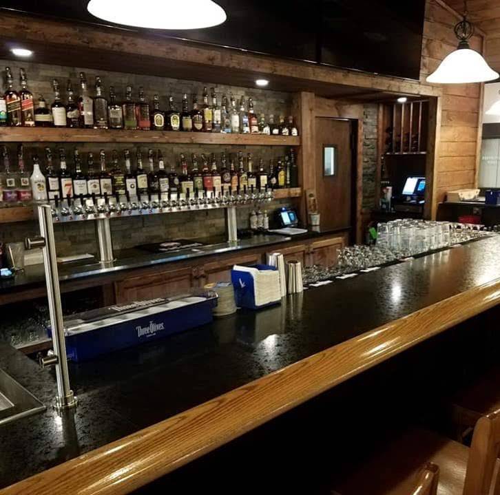 Cockeyed Crow Bar & Grill | restaurant | 630 Washington Ave, North Haven, CT 06473, USA | 2036919667 OR +1 203-691-9667