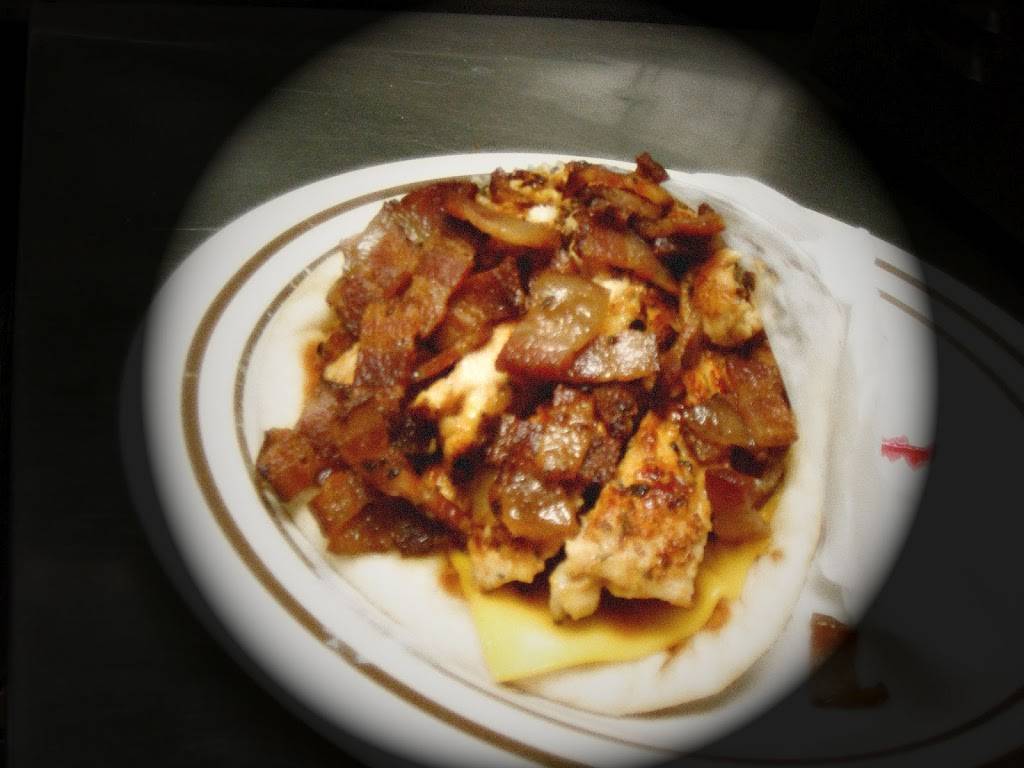 Marys Grill | restaurant | 13900 Schaefer Hwy, Detroit, MI 48227, USA | 3139319100 OR +1 313-931-9100