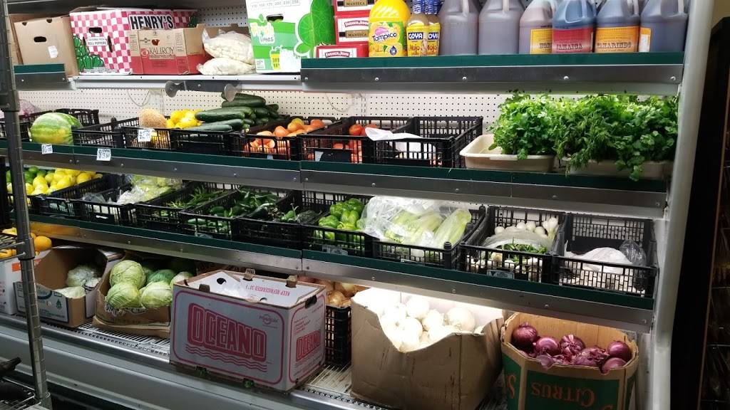 La Zacatecana Market | restaurant | 21937 CA-18, Apple Valley, CA 92307, USA | 7602405029 OR +1 760-240-5029