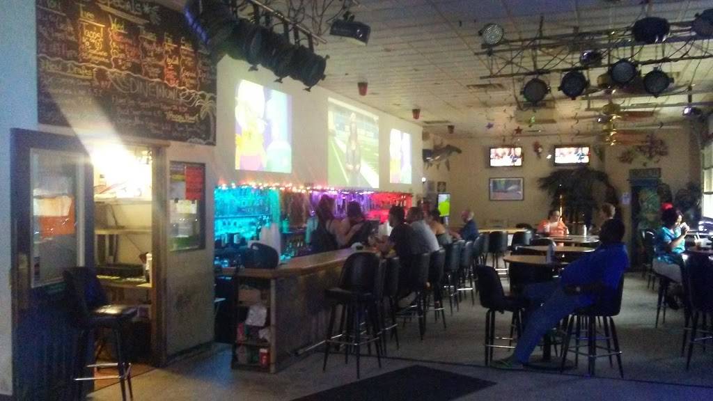 Hula Bar & Grill | restaurant | 759 E Railroad Ave, Verona, PA 15147, USA | 4128286919 OR +1 412-828-6919