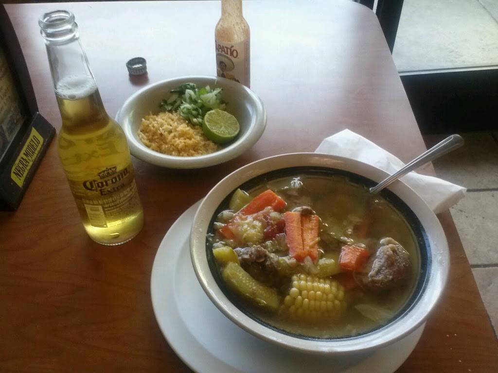 Castillo | restaurant | 18904 Roscoe Blvd, Northridge, CA 91324, USA | 8187720901 OR +1 818-772-0901