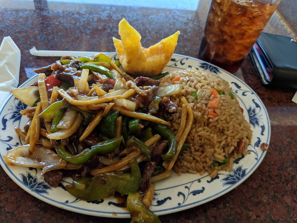 Kings Wok Hartland Inc | restaurant | 521 Cottonwood Ave, Hartland, WI 53029, USA | 2623676388 OR +1 262-367-6388