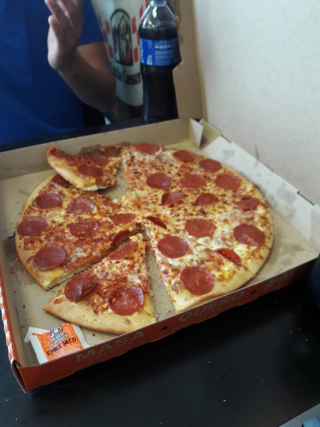 Little Caesars Pizza | meal takeaway | 1A, Carr. Libre Tijuana-Rosarito 300, Reforma, 22710 Rosarito, B.C., Mexico | 016611006000 OR +52 661 100 6000