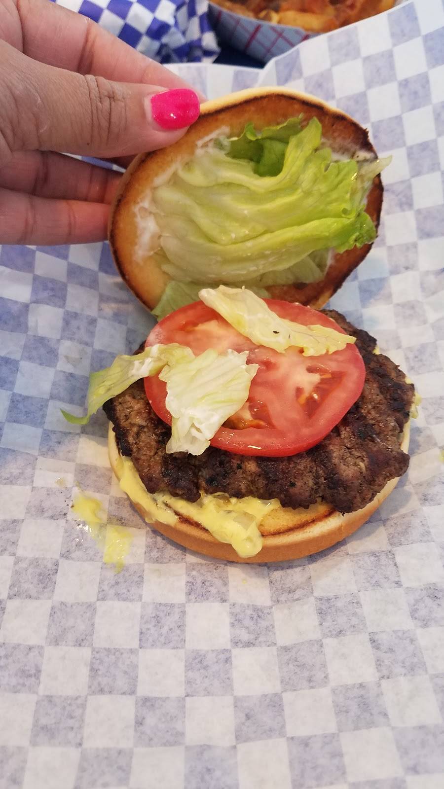 Dalys Flame Broiled Burgers | restaurant | 10754 70th Ave, Seminole, FL 33772, USA | 7273920200 OR +1 727-392-0200