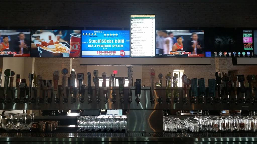 PKWY Tavern District | restaurant | 2235 Village Walk Dr #141, Henderson, NV 89052, USA | 7023072694 OR +1 702-307-2694