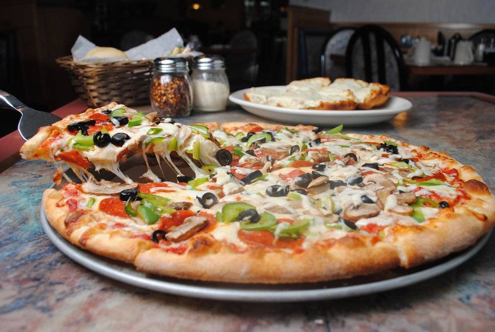 Bella Milano Pizza | meal delivery | 29 St James Blvd, Springfield, MA 01104, USA | 4137464700 OR +1 413-746-4700