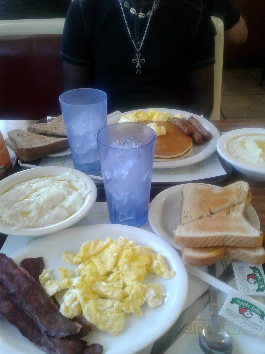 Fabulous Burgers | restaurant | 1315 Centinela Ave, Inglewood, CA 90302, USA | 3106716648 OR +1 310-671-6648