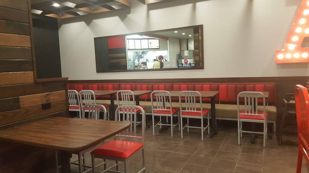 Arbys | meal takeaway | 5640 W Cortaro Farms Rd, Oro Valley, AZ 85742, USA | 5205722102 OR +1 520-572-2102