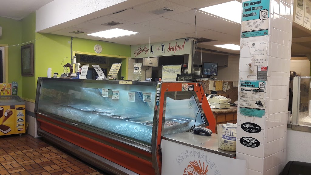 L&T Seafood Market | restaurant | 8710 Pensacola Blvd, Pensacola, FL 32534, USA | 8504947070 OR +1 850-494-7070